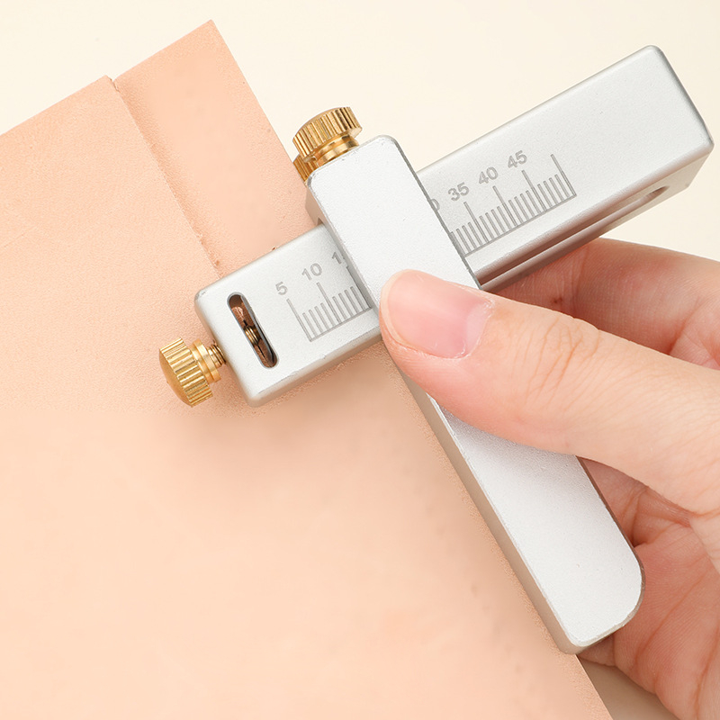 Leatherwork Machine - レザーストラップカッター、アルミニウム合金レザーストリップ切断機、DIYレザークラフト用の調整可能なレザーベルトカッターツール