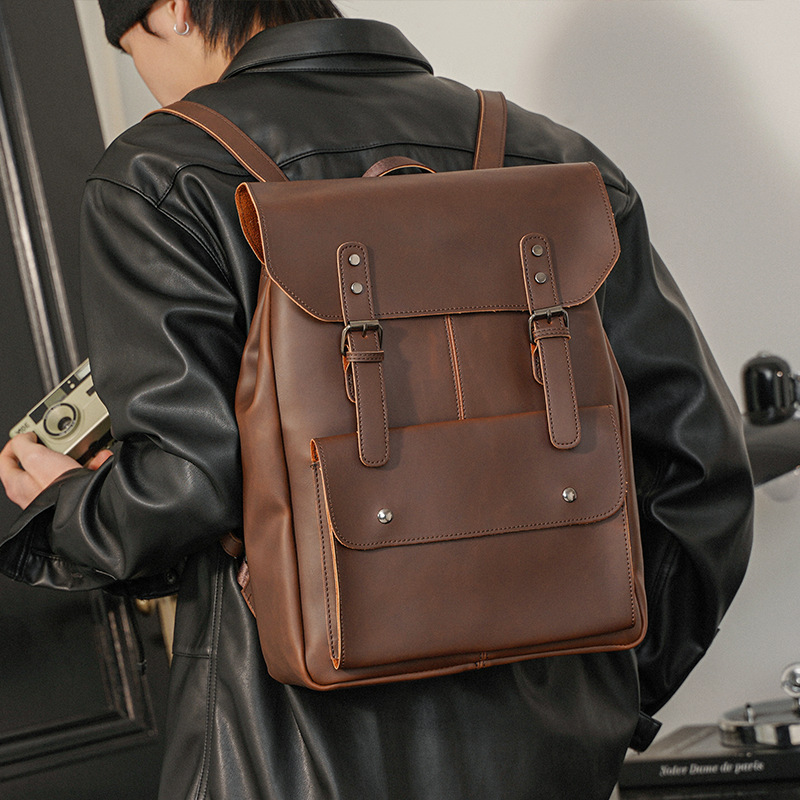 ヴィンテージ風のメンズレザーバックパック。14インチのノート - Leather Work Rucksack Mens のレビューと価格