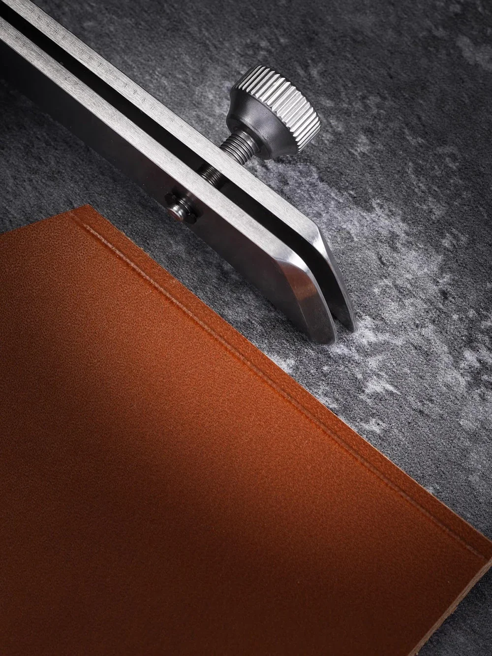 Nattools 調整可能なエッジクリーザー スクライバー  - Groover Stitching Tool のレビューと価格