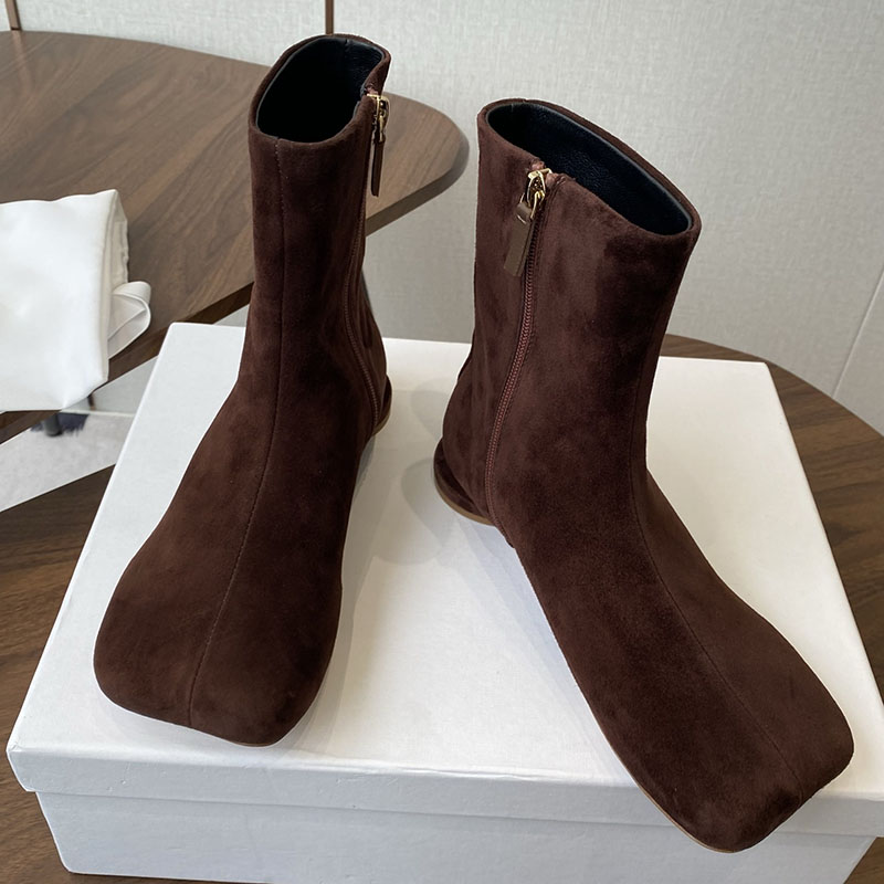 チェルシーブーツ女性スエードフラットボトムショートブーツラウ - Leatherwork Designs のレビューと価格