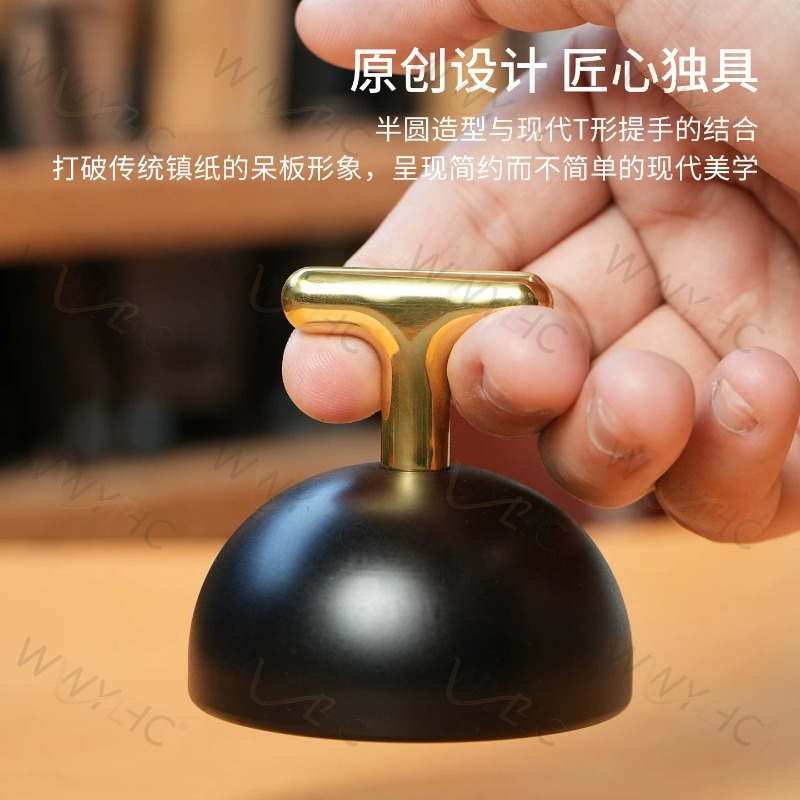 ステンレス製T型レザープレスウェイト、半円形ペーパーホルダー - Leatherwork Hand Press のレビューと価格